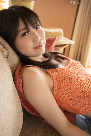 《丰满的女邻居》播放